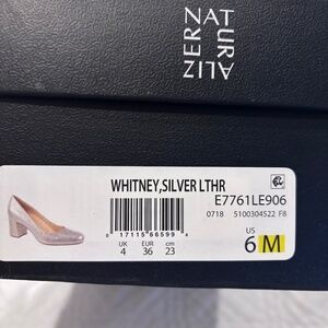 Naturalizer Women’s Whitney Leather Closed Toe Classic Pumps Silver 6.0M - NIB